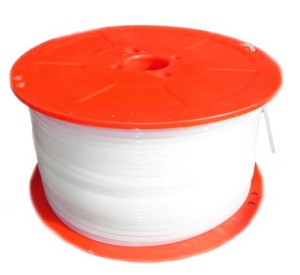 Drut polietylenowy na szpulach do maszyn Montana, SKID 1,5 kg - transparent 